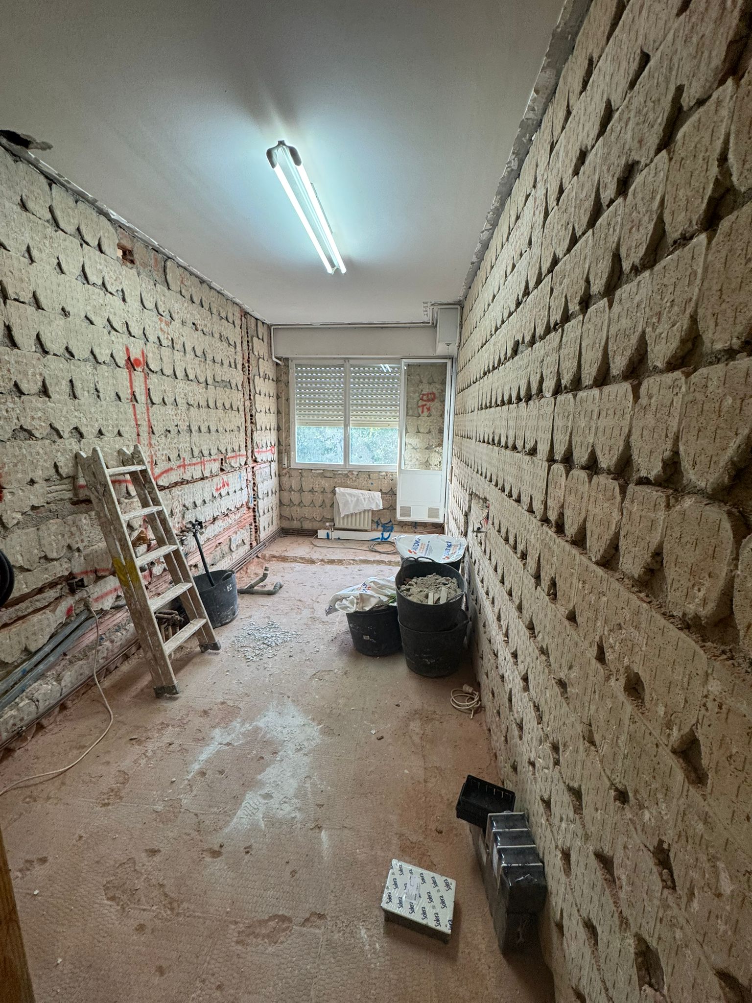 reforma de cocina realizada por Ara Reformas en Vitoria